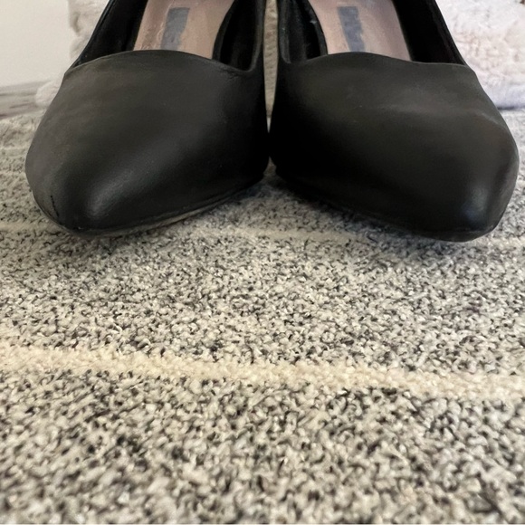 Karl Lagerfeld Black Leather Pump - Picture 5 of 9